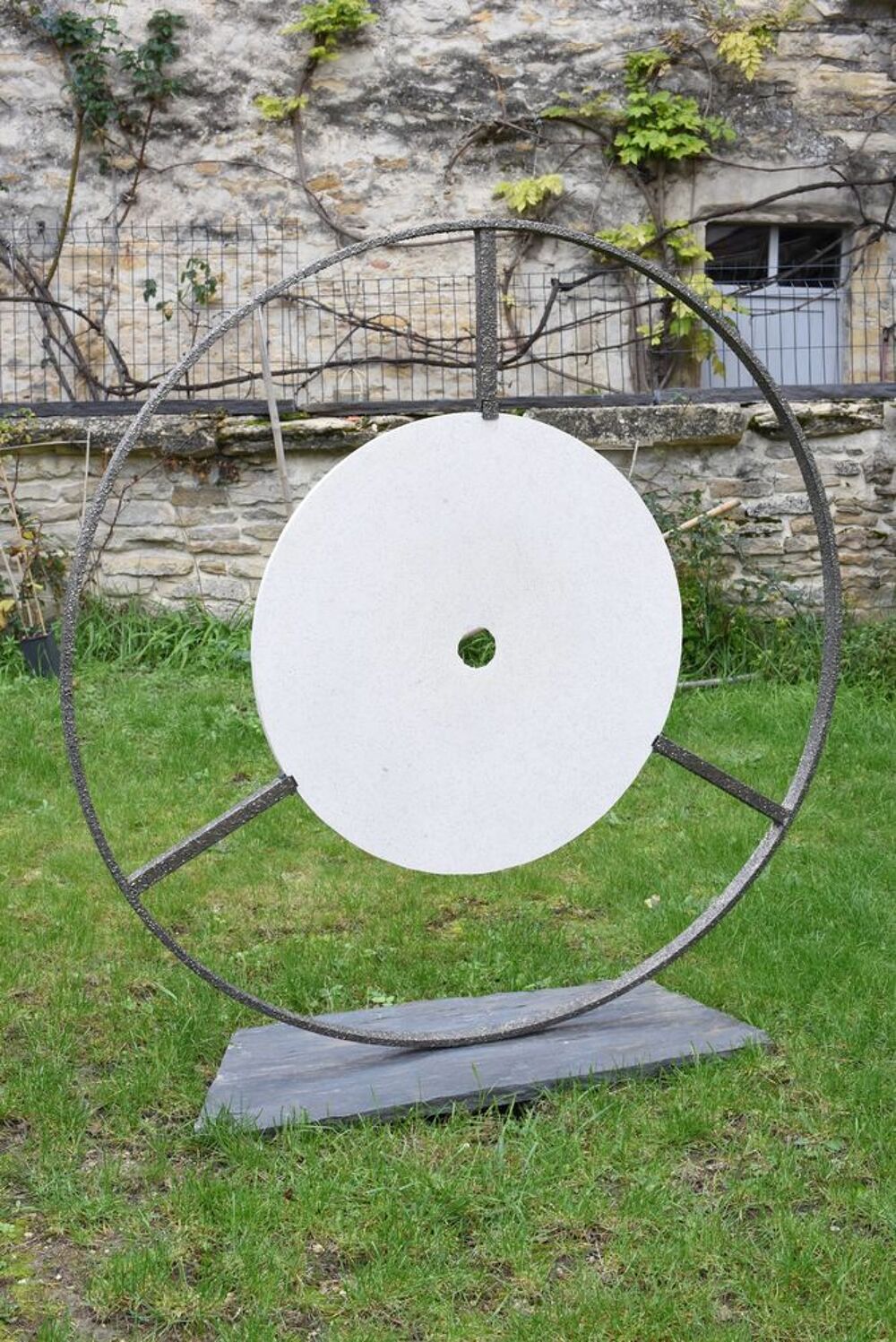 Sculpture en M&eacute;tal et en Pierre - D&eacute;coration Maison Jardin