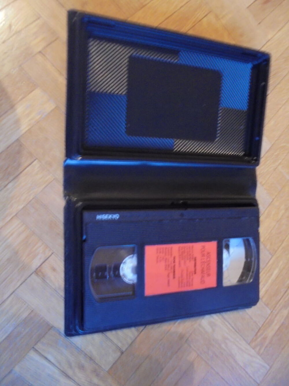 Lot de 4 cassettes espionnage et policier (48) DVD et blu-ray