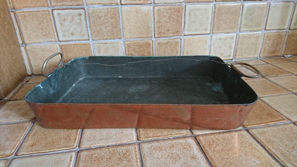lot casserole bouilloire et plat en cuivre Décoration