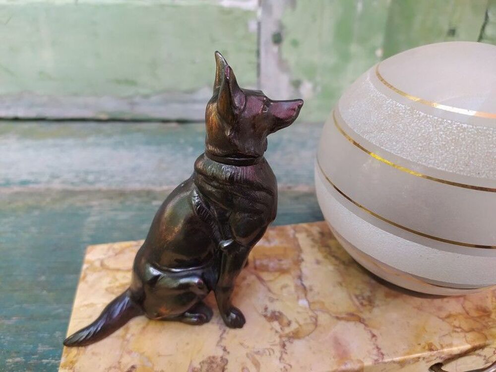 Lampe Art D&eacute;co Chien Berger Allemand 
