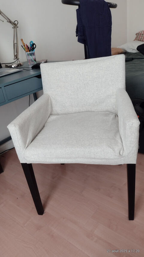 Fauteuil Ikéa écru 100 Ermont (95)