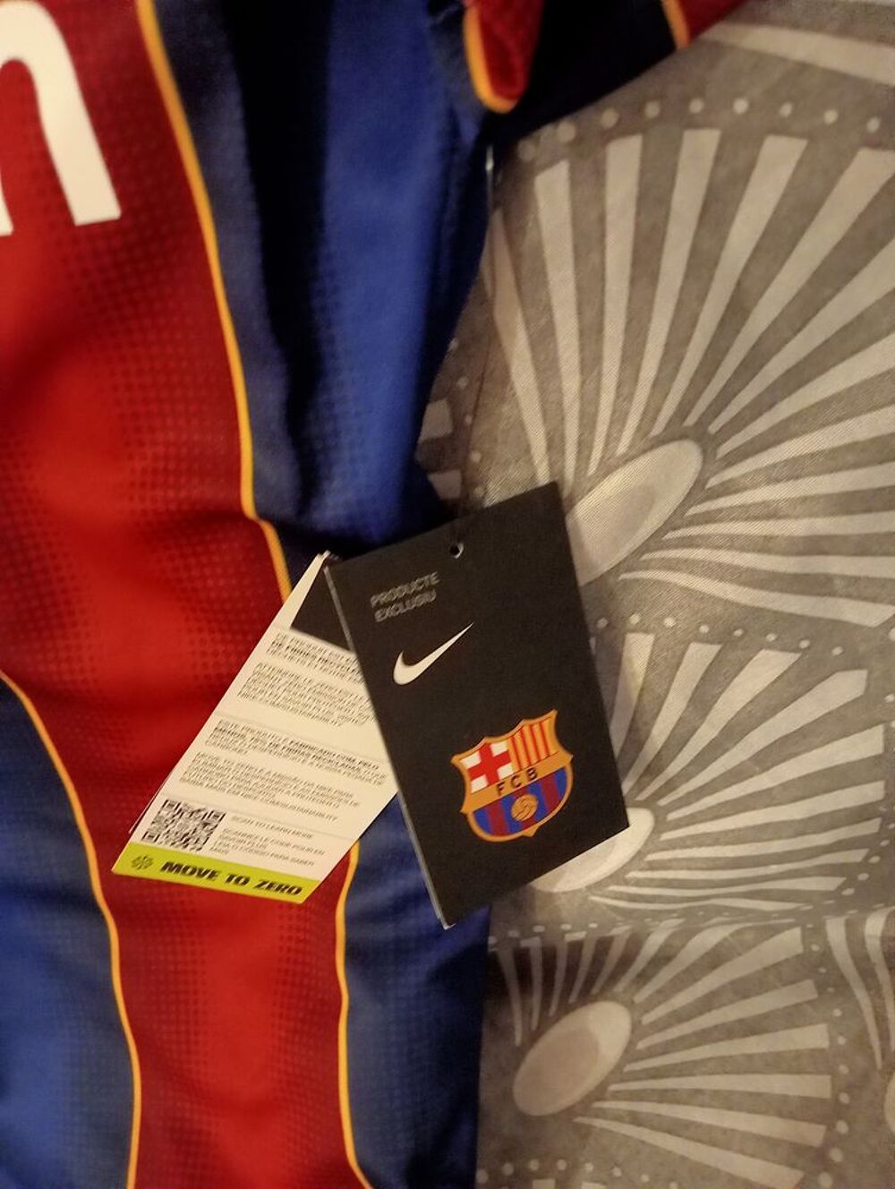 Lot maillot authentique Barcelone Vtements
