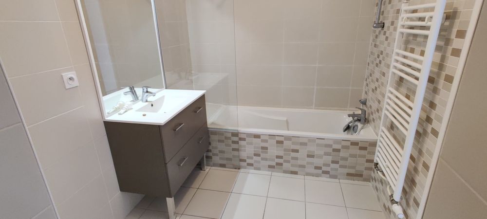 Location Appartement Agréable T3 de 62m² avec garage fermé et grand balcon Chamalières