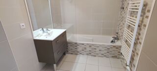  Appartement à louer 3 pièces 62 m²