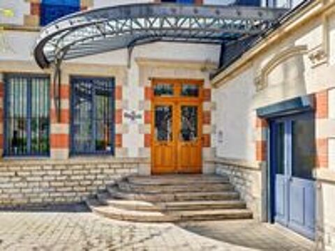  Louez un grand espace de bureau pour 50 personnes à Grenoble City 