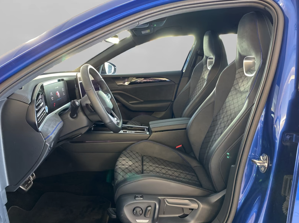 Passat 1.5 eHybrid 272 DSG6 R-Line 2025 occasion 59000 Lille