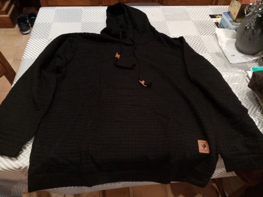 sweat &agrave; capuche Vêtements