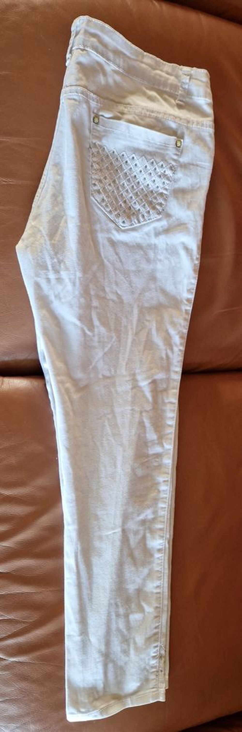 Pantalon avec brillants Vêtements