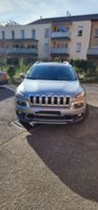 Cherokee 2.0L Multijet II 170 4x4 Active Drive II Limited A 2015 occasion 74300 Cluses
