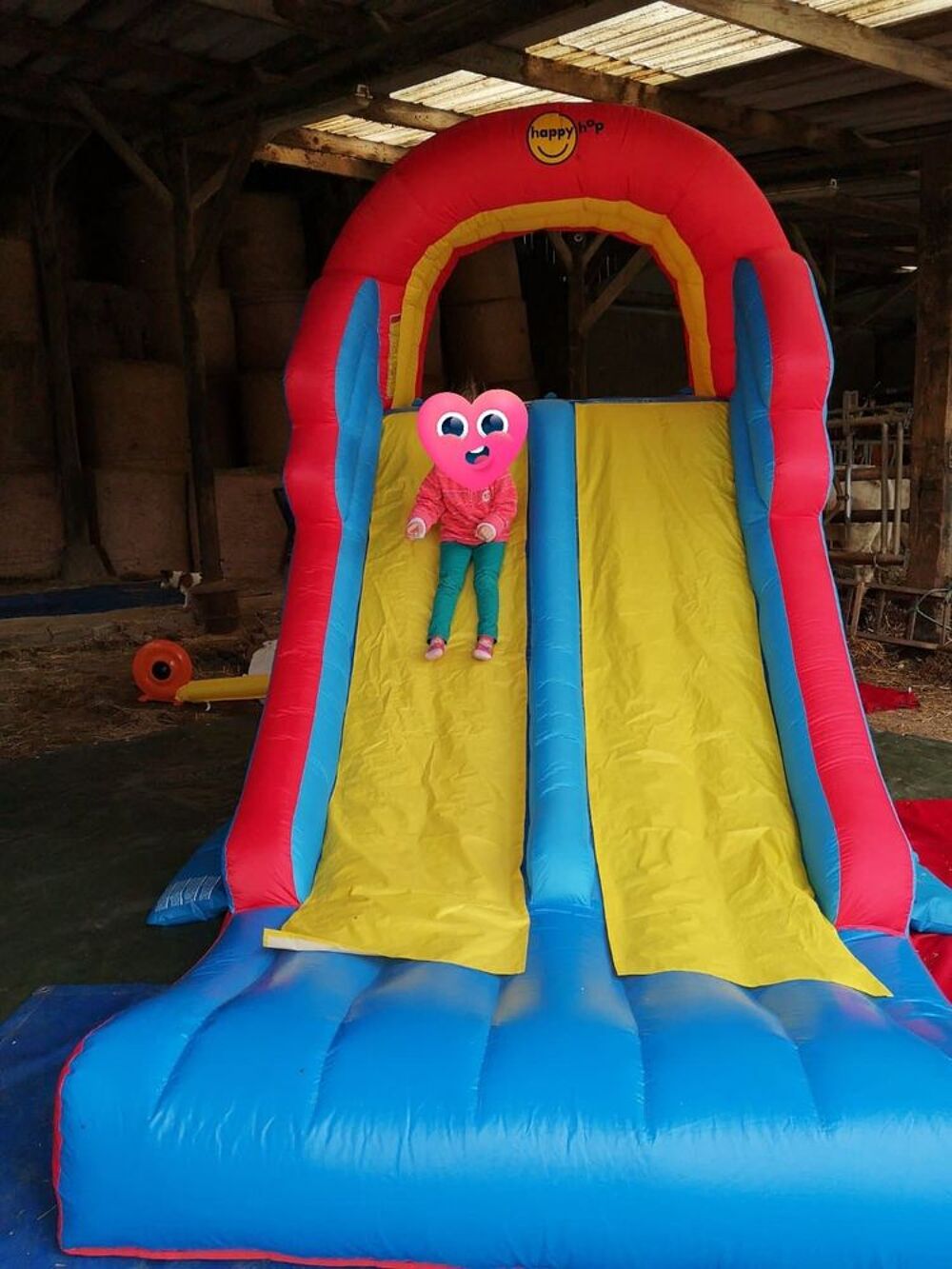 Ch&acirc;teau gonflable Happy Hop avec double piste de toboggan Jeux / jouets