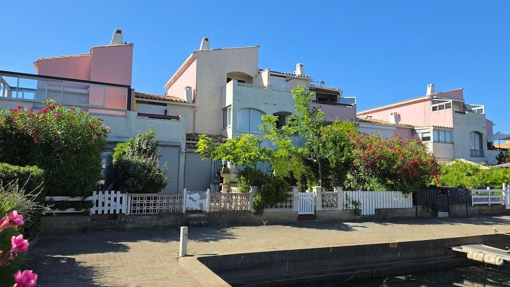 Vente Appartement LE CAP D'AGDE: Île des marinas, appartement rénové 4/6 couchages , TERRASSE, parking privé et sécurisé. Le cap d agde
