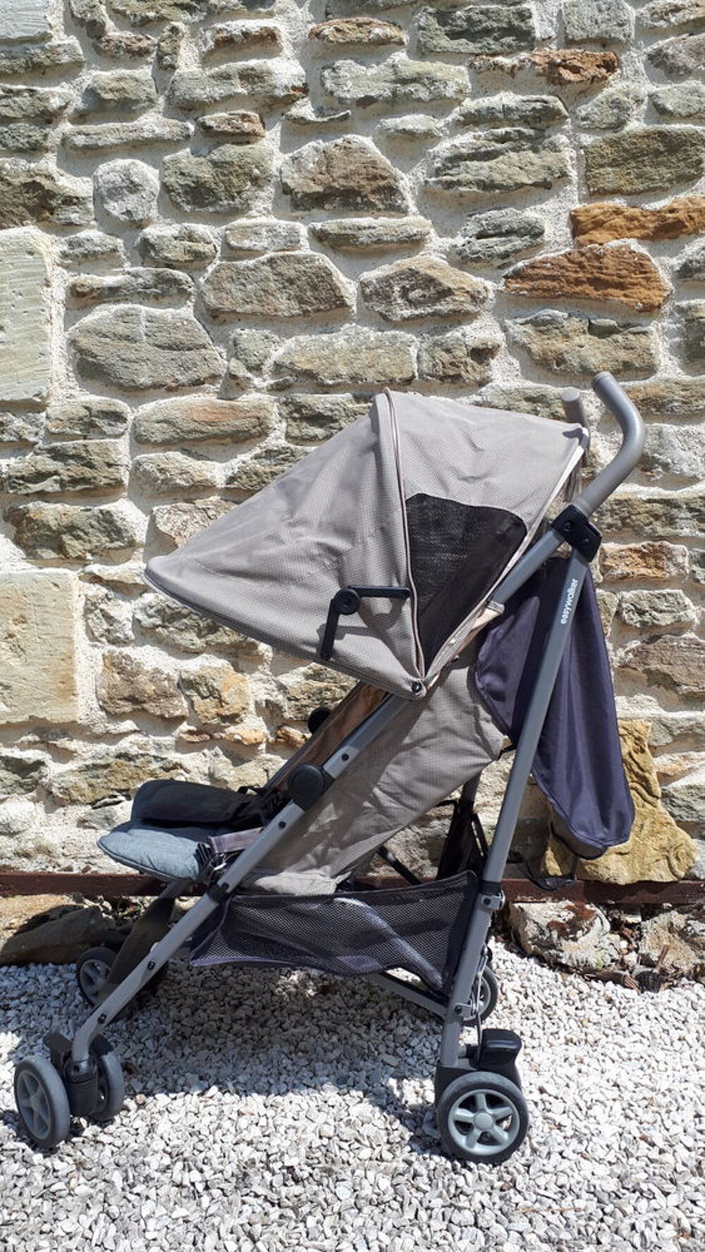 Poussette canne grise et taupe Marque easywalker buggy Puriculture