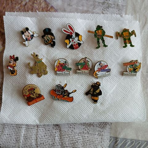 PIN'S 25 La Rochelle (17)