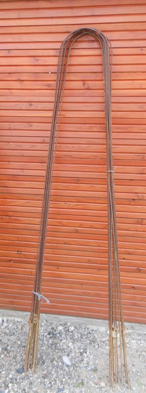 Arceaux protection tomates 2 Moissac (82)