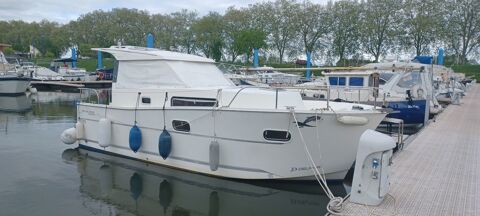 Bateaux &agrave; moteur Bateau fluvial 2012 occasion M&acirc;con 71000