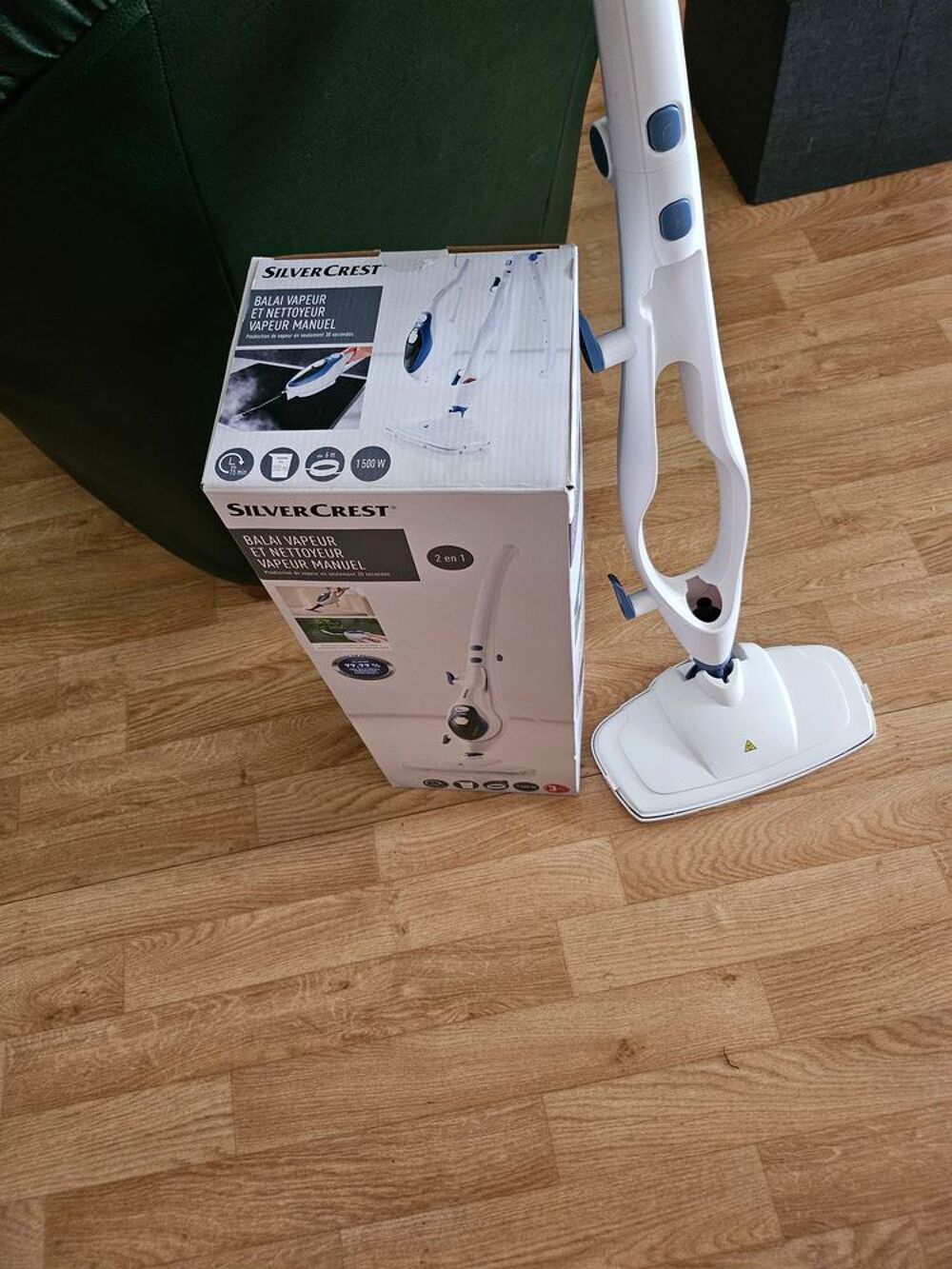Balai vapeur et nettoyeur servi une fois tr&egrave;s bon &eacute;tat Electroménager