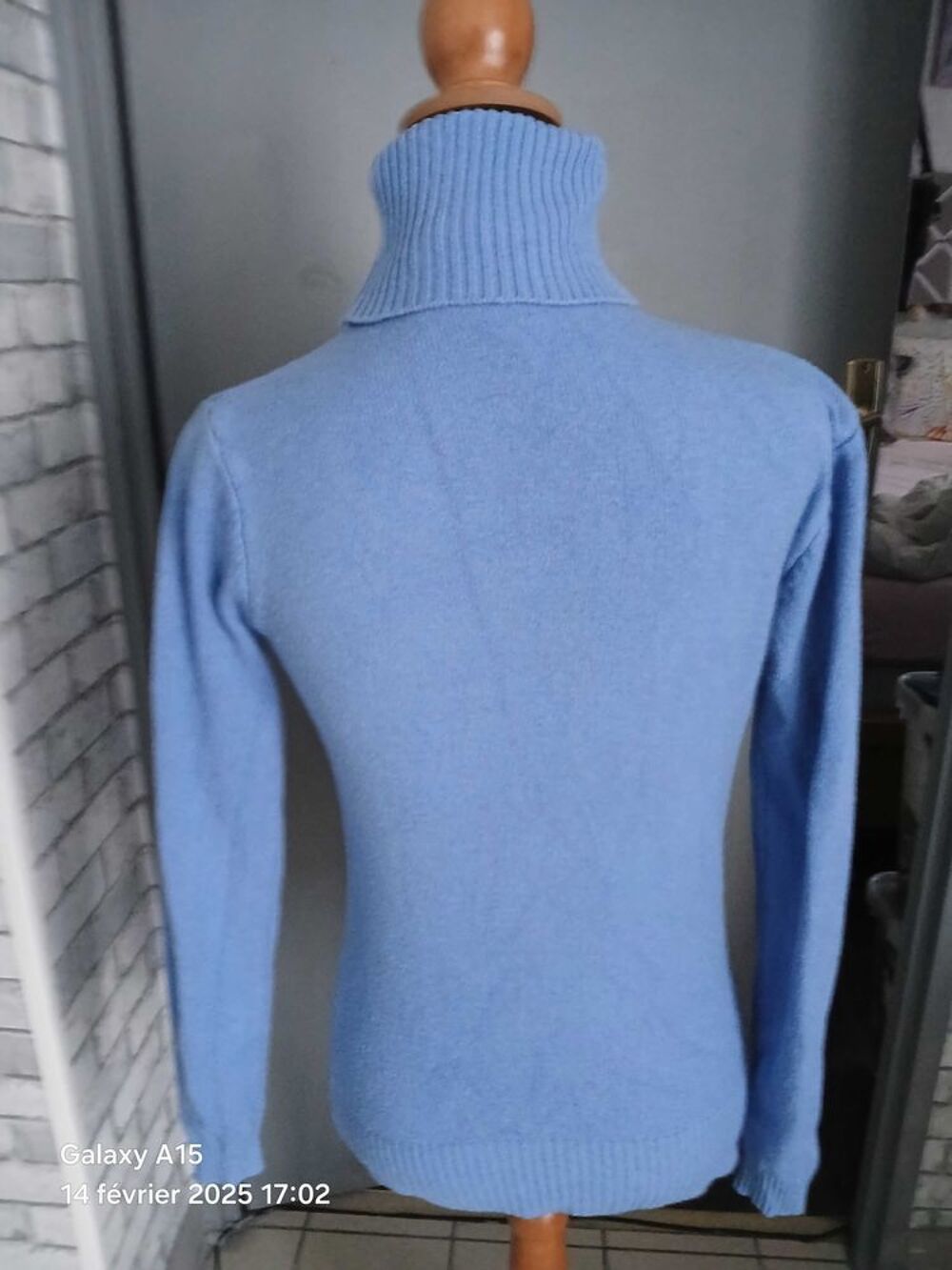 pull colle roul&eacute; Vêtements
