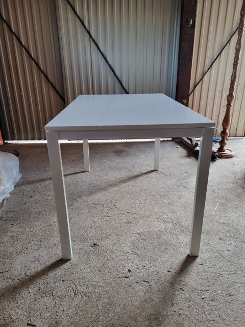 Table blanche IKEA 100 Thonon-les-Bains (74)