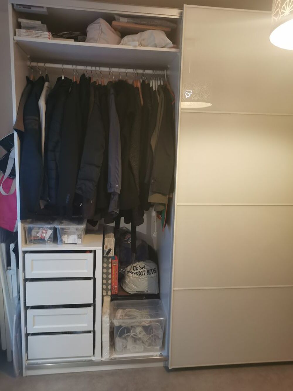 Armoires Pax ikea portes coulissantes 236cmx200cmx59cm. Meubles