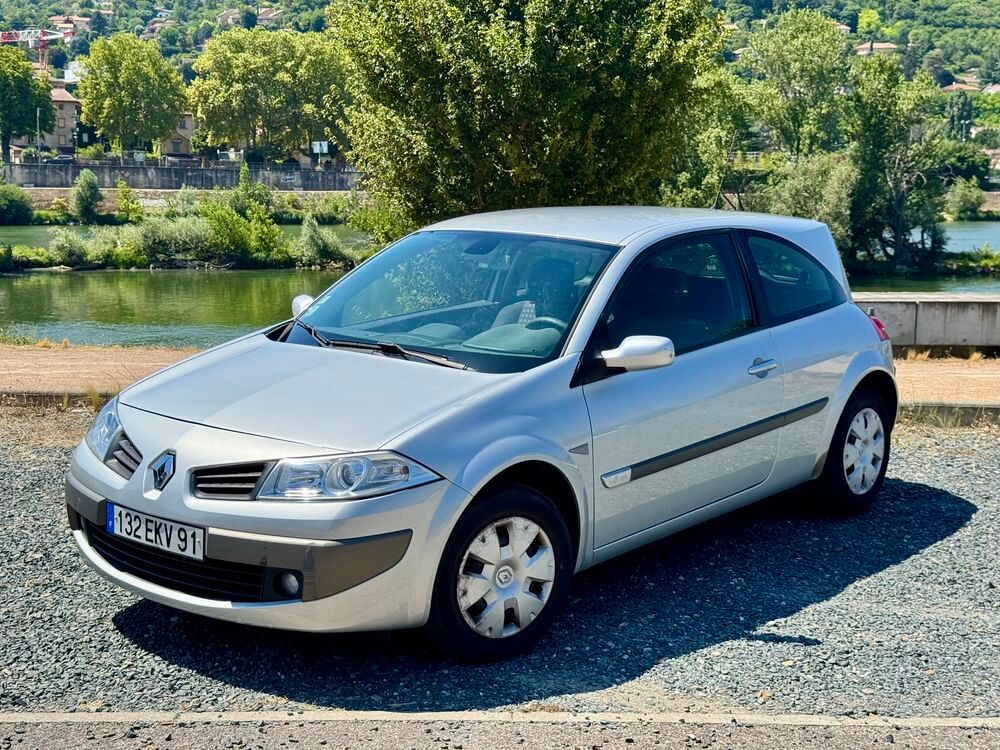 M&eacute;gane 1.6i 16V Expression 2007 occasion 83330 Le Beausset