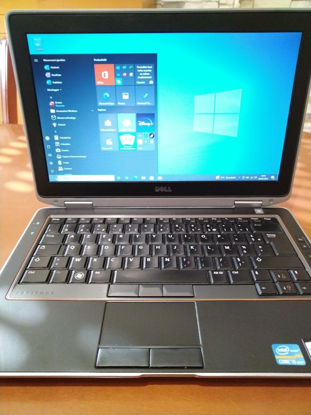 PC PORTABLE DELL INTEL i5 8 Go 750 Go R2713 Matériel informatique