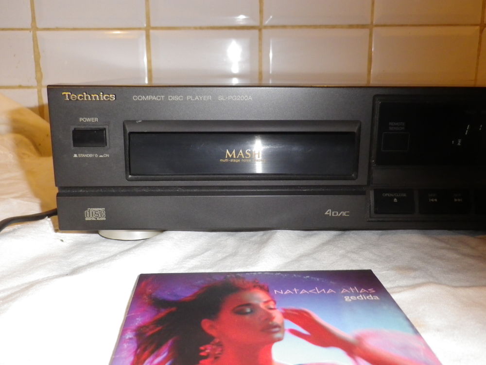Lecteur cd audio technics compact disc player SL-PG200A sans Audio et hifi