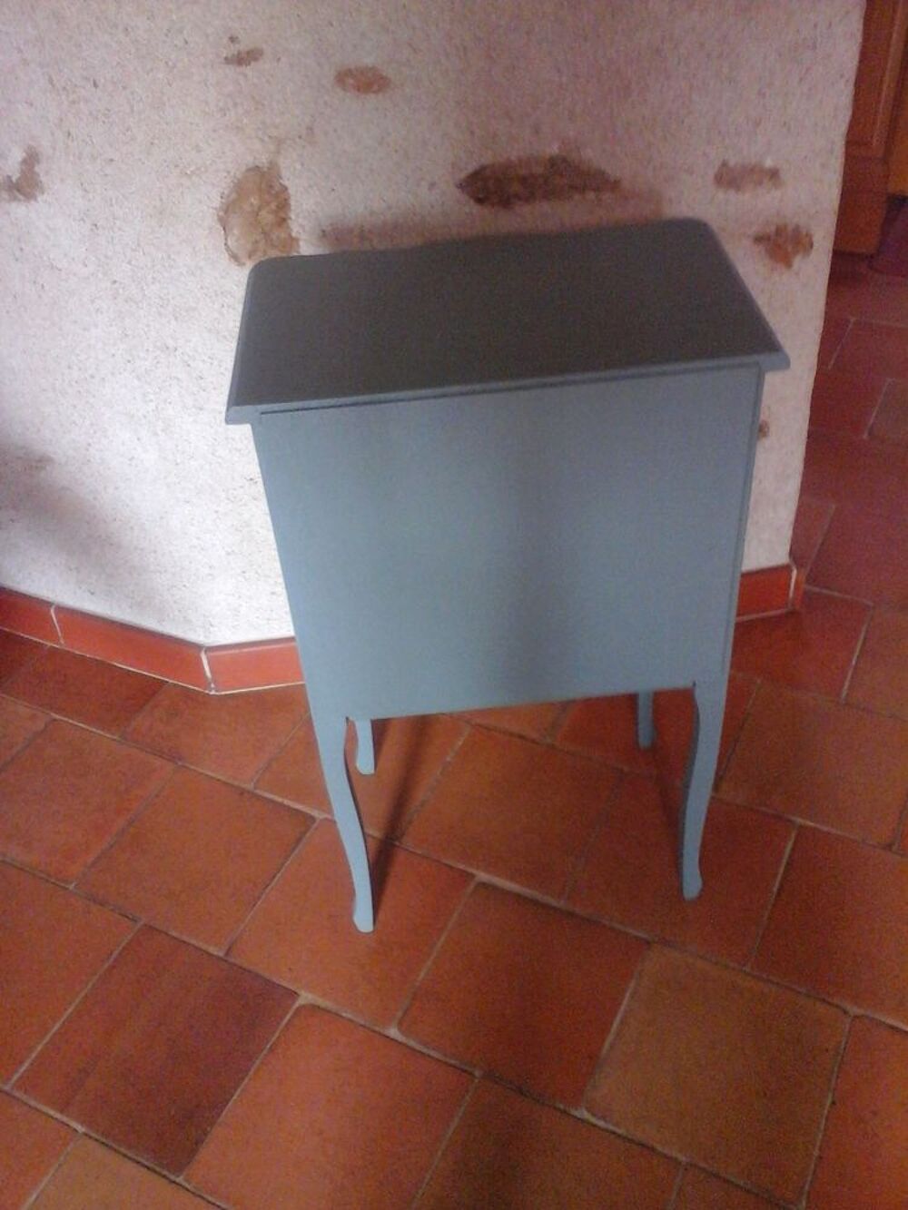 Ancienne table de nuit relook&eacute;e Meubles