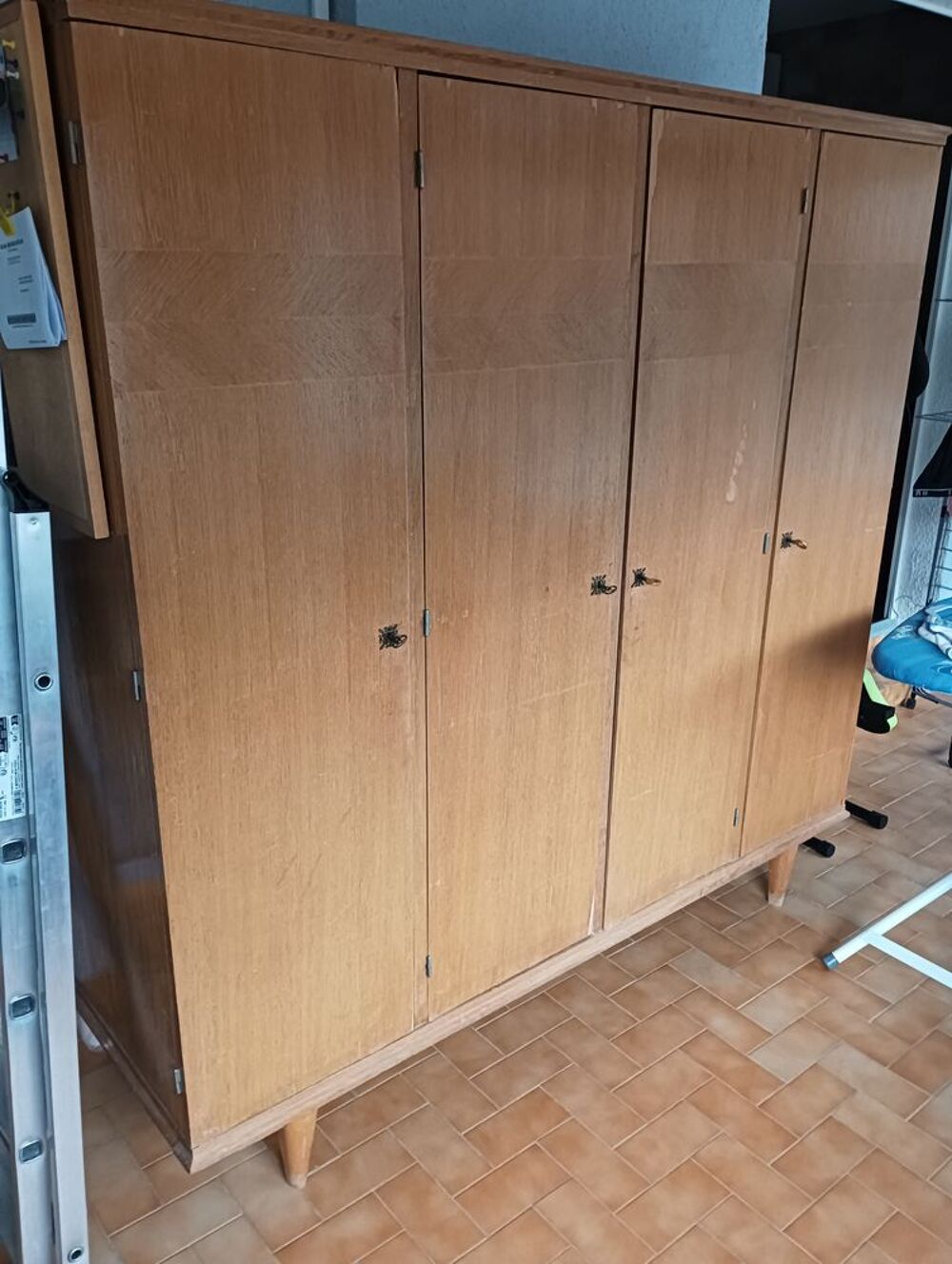 Armoire ancinne vintage Meubles