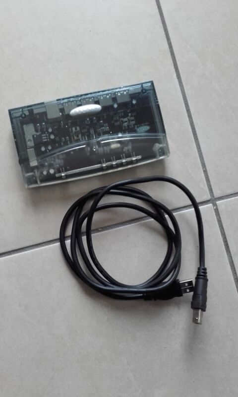 Port USB BELKIN 10 Milly-la-Fort (91)