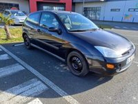 Focus 1.6i Ghia 1999 occasion 85110 Chantonnay