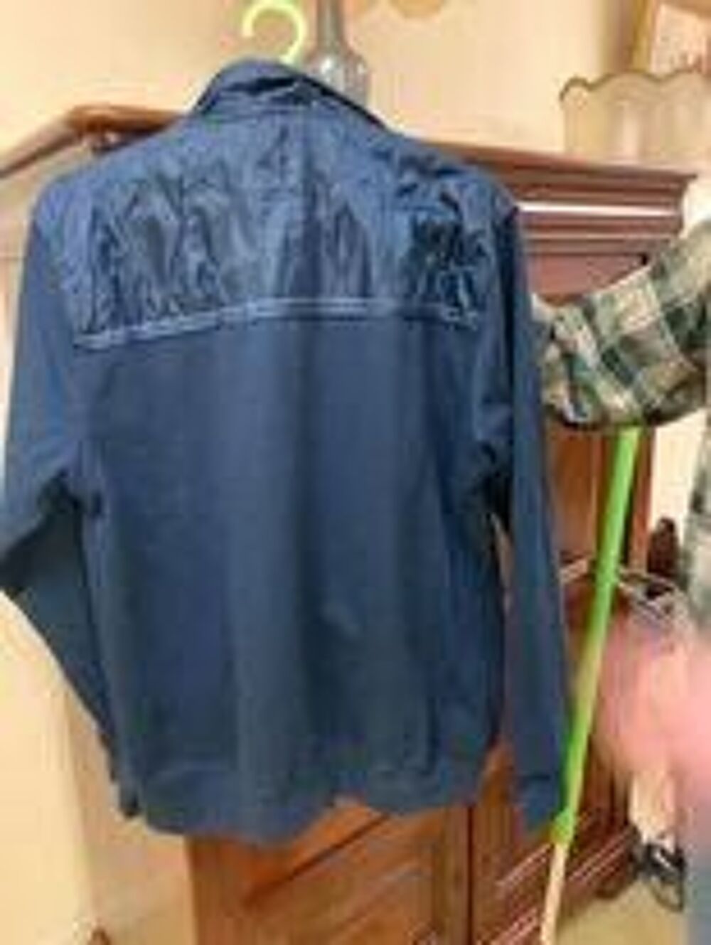 Blouson mis saison . Vêtements