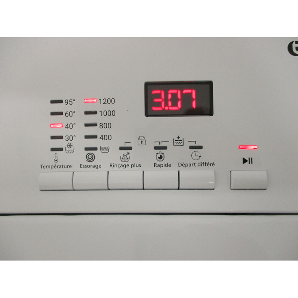 Lave-linge 6kg Top Essentiel B ELT612-7b ? 200€ Electroménager