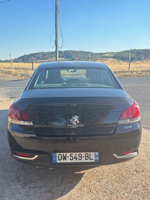 Peugeot 508 1.6 BlueHDi 120ch S&S BVM6 Access 2015 occasion Villefranche-sur-Sa&ocirc;ne 69400