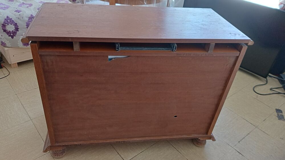 Meuble tv ancien en ch&ecirc;ne Meubles