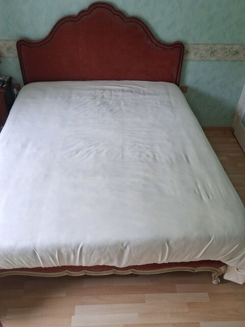 Lit 160 x200 + sommier + matelas 250 Prigueux (24)