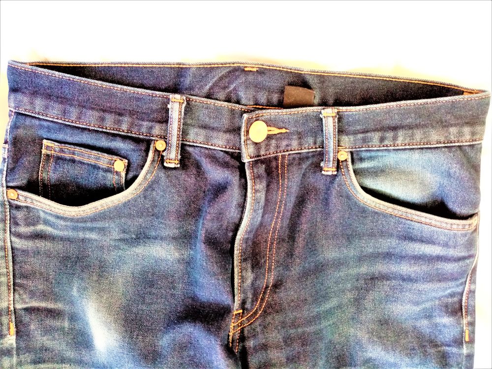Pantalon jean homme slim fit, pas cher et &agrave; la mode, de marq Electroménager
