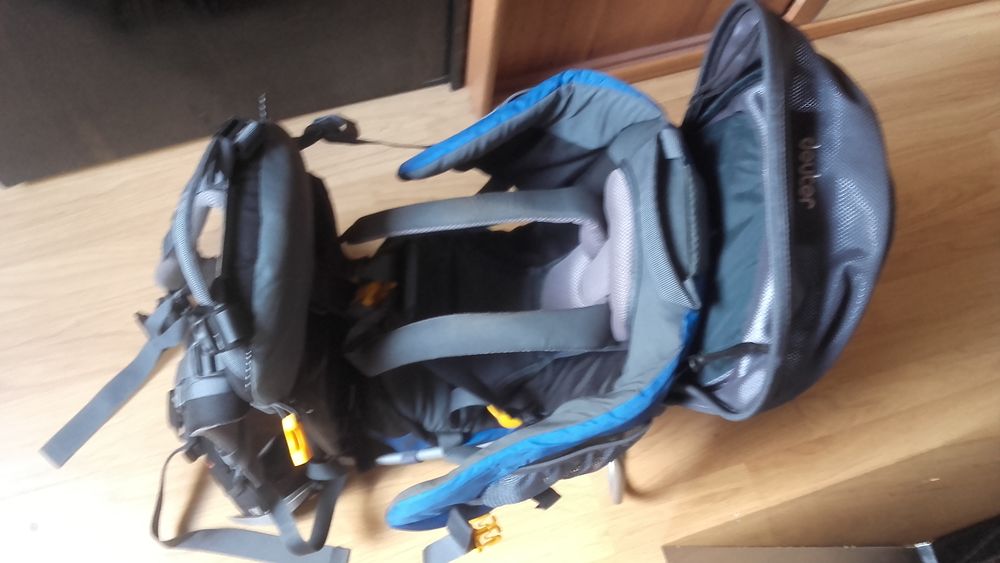 Porteur b&eacute;b&eacute; randonn&eacute;e Sports