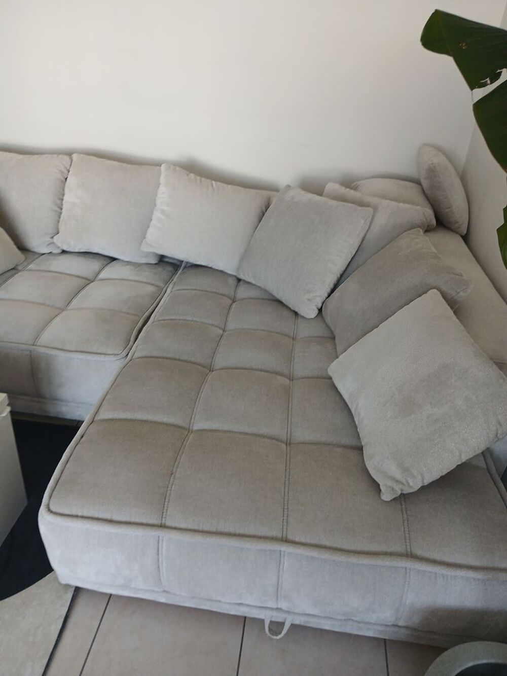 Canap&eacute; d angle/Sofa Meubles