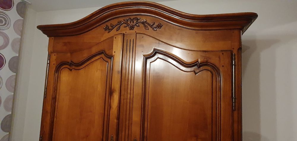ARMOIRE 100% MASSIF MERISIER Meubles