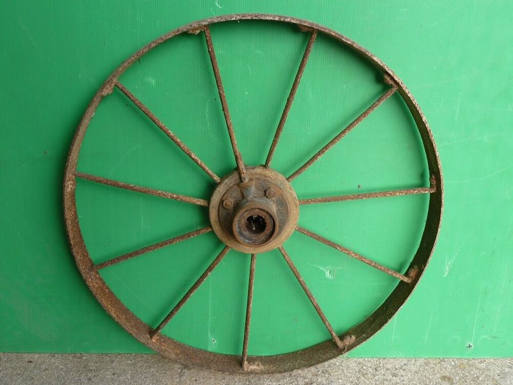 Roue fer ancienne Décoration