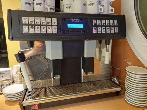 machine a cafe UNIC TANGO 500 70400 Hricourt