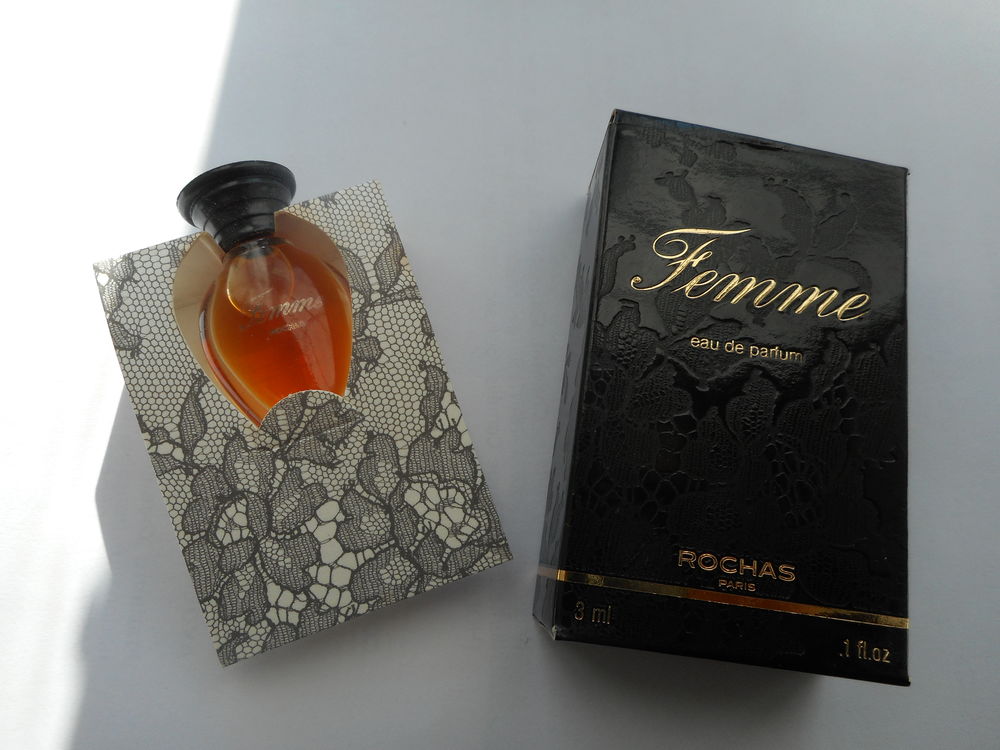 miniature de parfum Femme de Rocha 