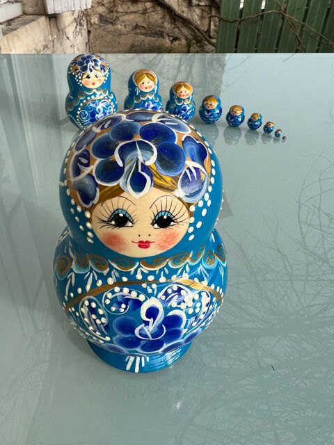 Matriochka en bois -  Ftes d'hiver  - 10 poupes 32 Prigueux (24)