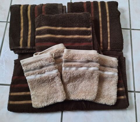  4 serviettes toilette marron + 4 gants BECQUET - neuf 30 Domart-en-Ponthieu (80)