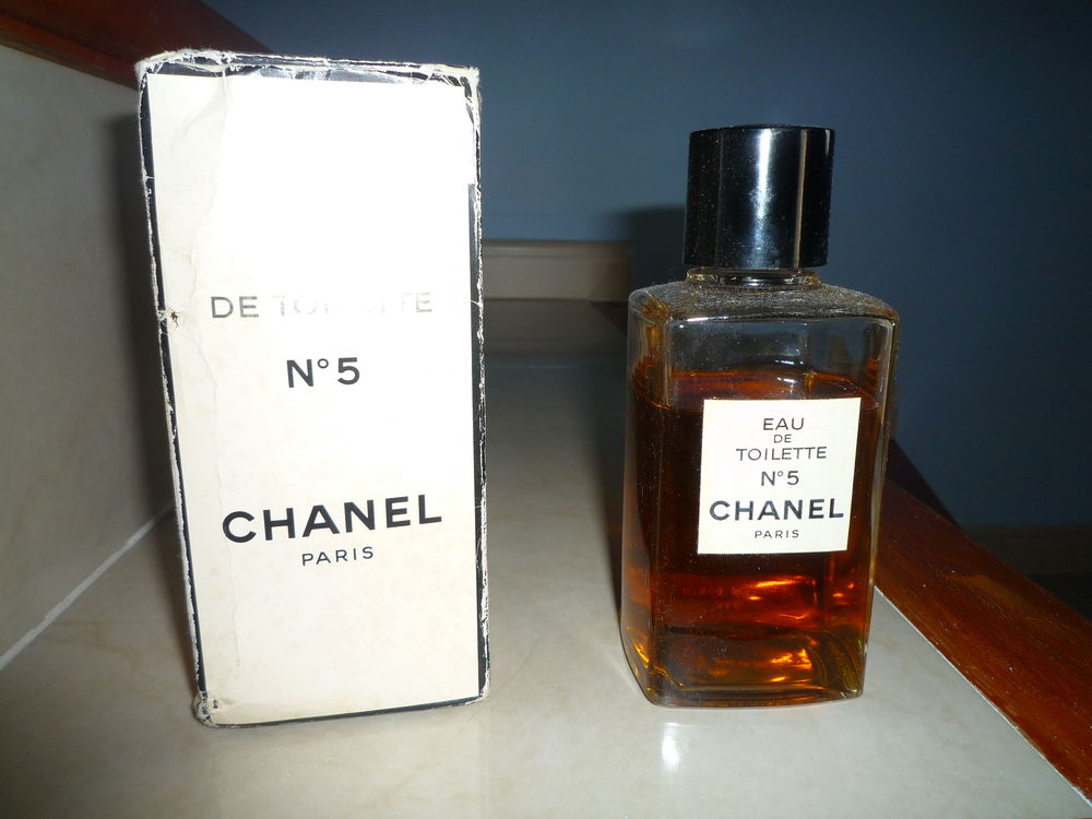 EAU DE TOILETTE N&deg;5 CHANEL 246 ml entam&eacute; 