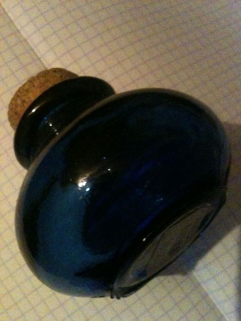 Mini bocal verre bleu fonc&eacute; &amp; bouchon li&egrave;ge 6+1 cm haut env. 