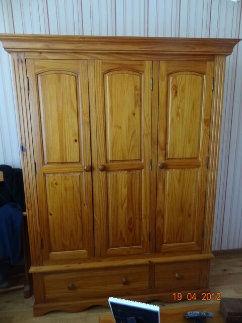 Chambre adulte pin massif complte (9 pices) 550 Saint-Sbastien-d'Aigrefeuille (30)