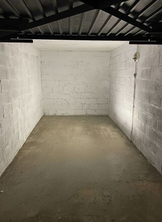  Parking / Garage � vendre 13 m�