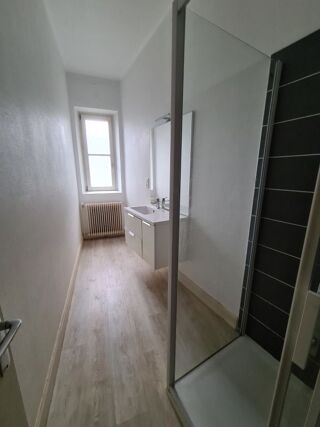  Appartement à louer 100 m² Nancy