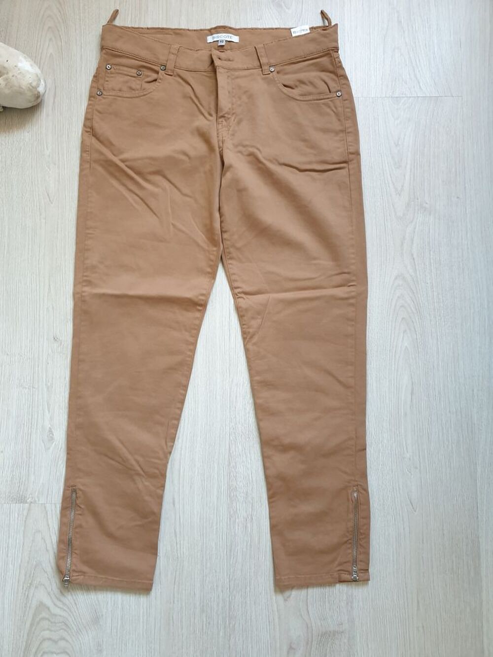 Pantalon Jean Biscote marron clair taille 40 Vêtements